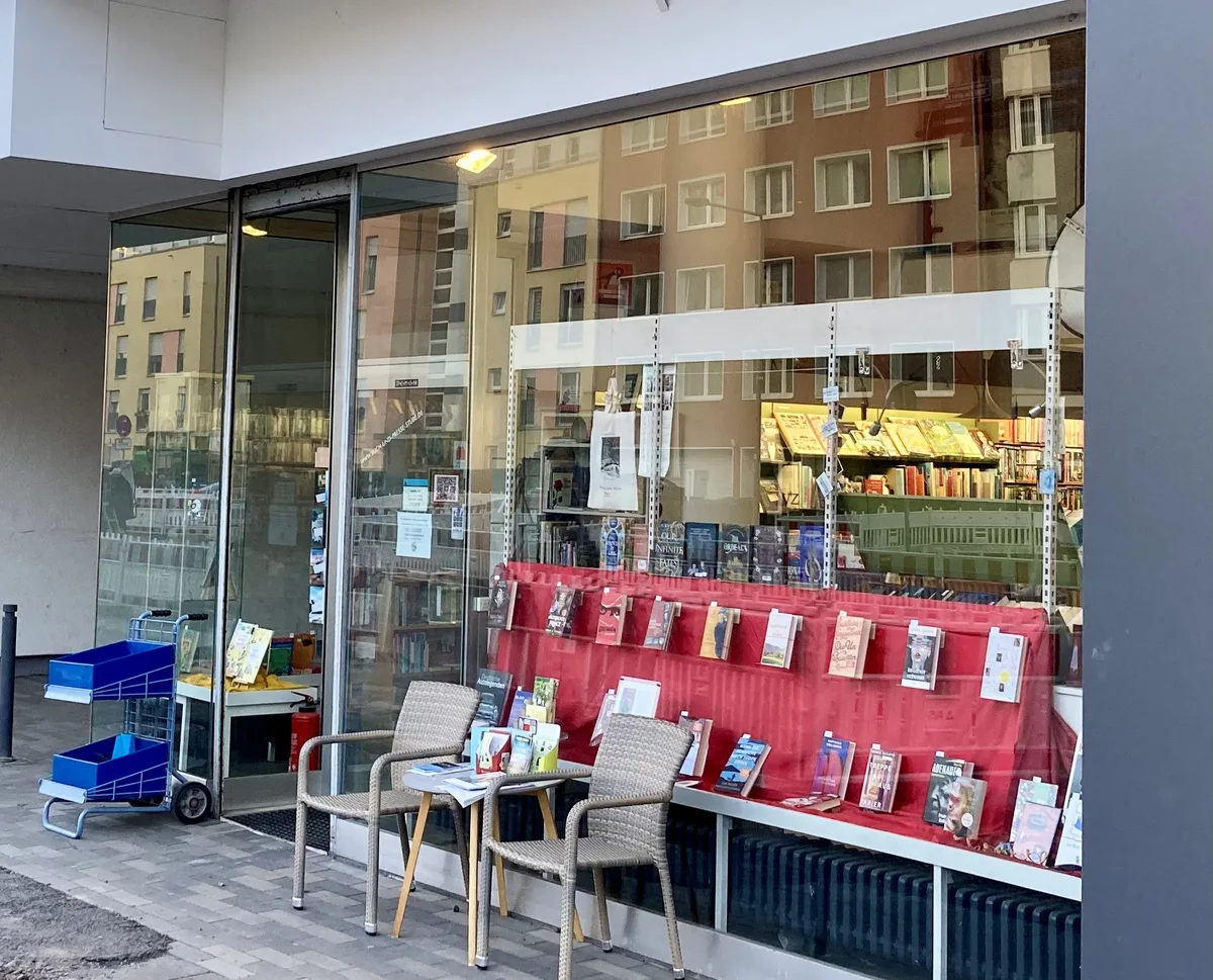 Buch-Stube Dreier